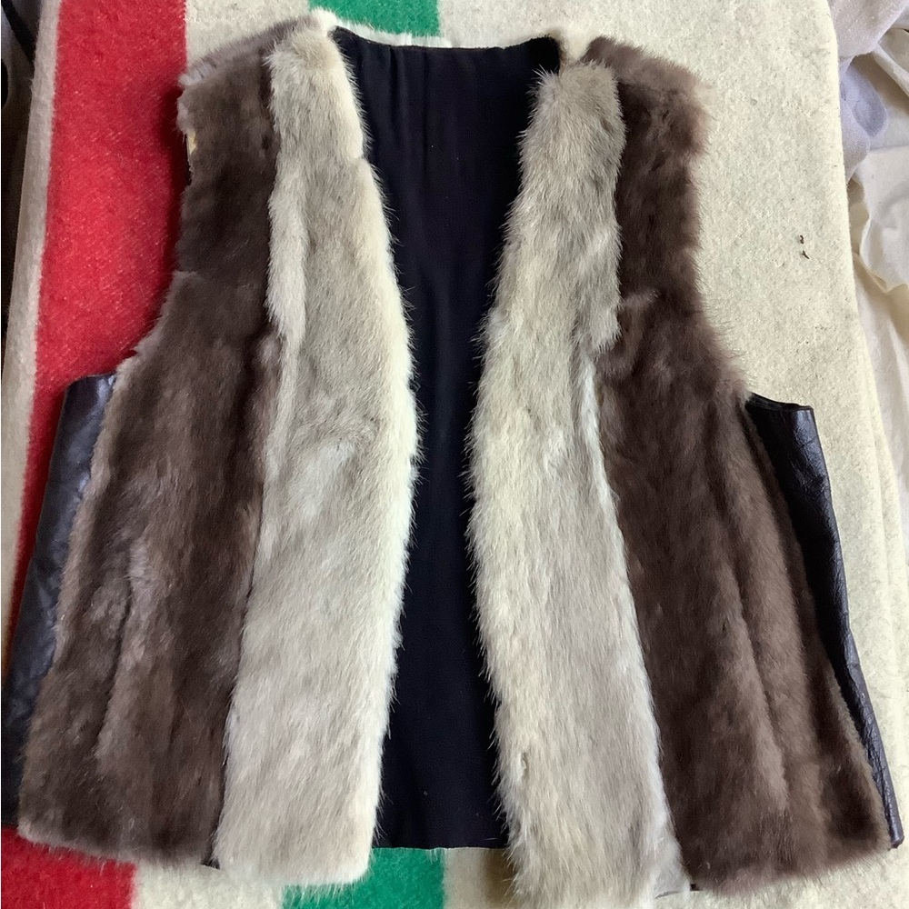 Vintage 60s Real Fur and Leather Vest - Picture 3 of 11